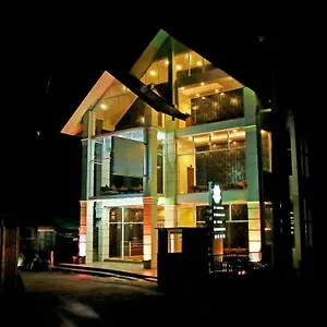 Lourdes **** Nuwara Eliya